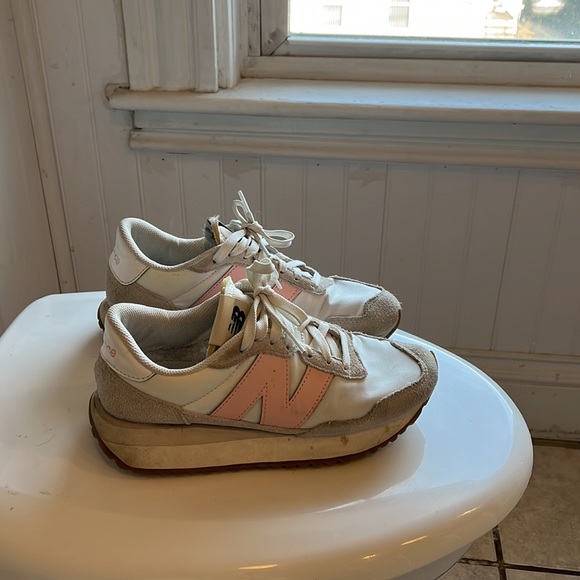 New Balance 237 - Picture 2 of 7